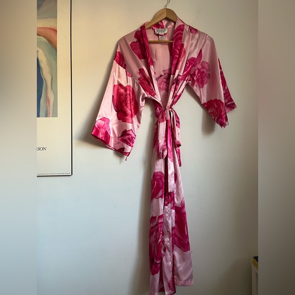 Jessica Satin Floral Floor-length Robe - Size Medium - Picture 5 of 5